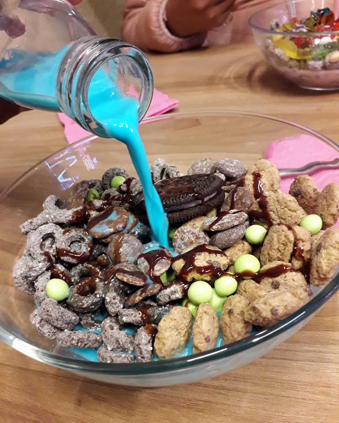 leche azul cereal gram