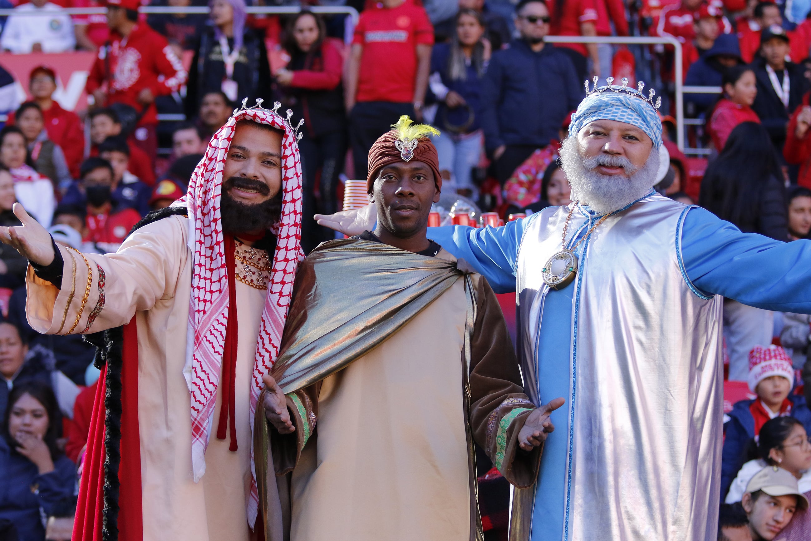 REYES1-min.JPG