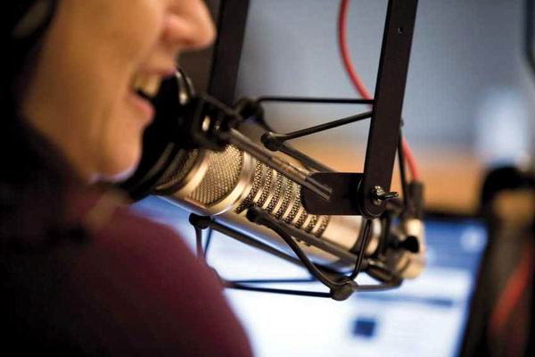 locucion radio